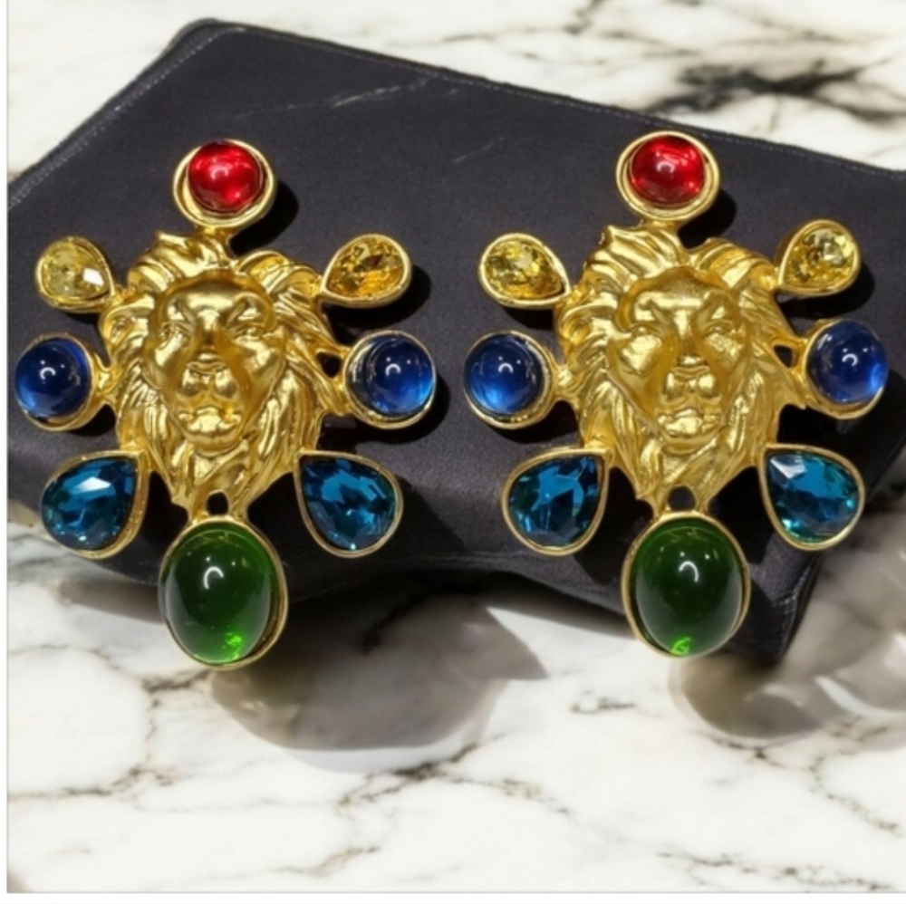 Gold Regal Lion Vintage Style Mogul Cabochon Earrings